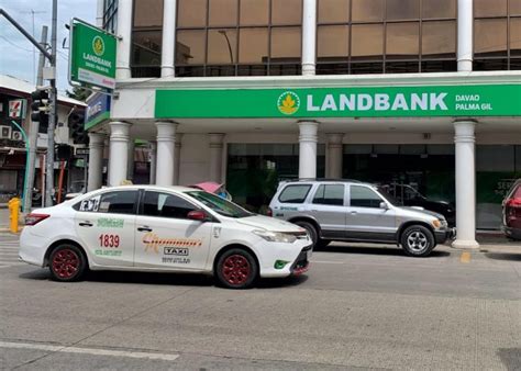 Land Bank Davao City Recto Avenue Branch .